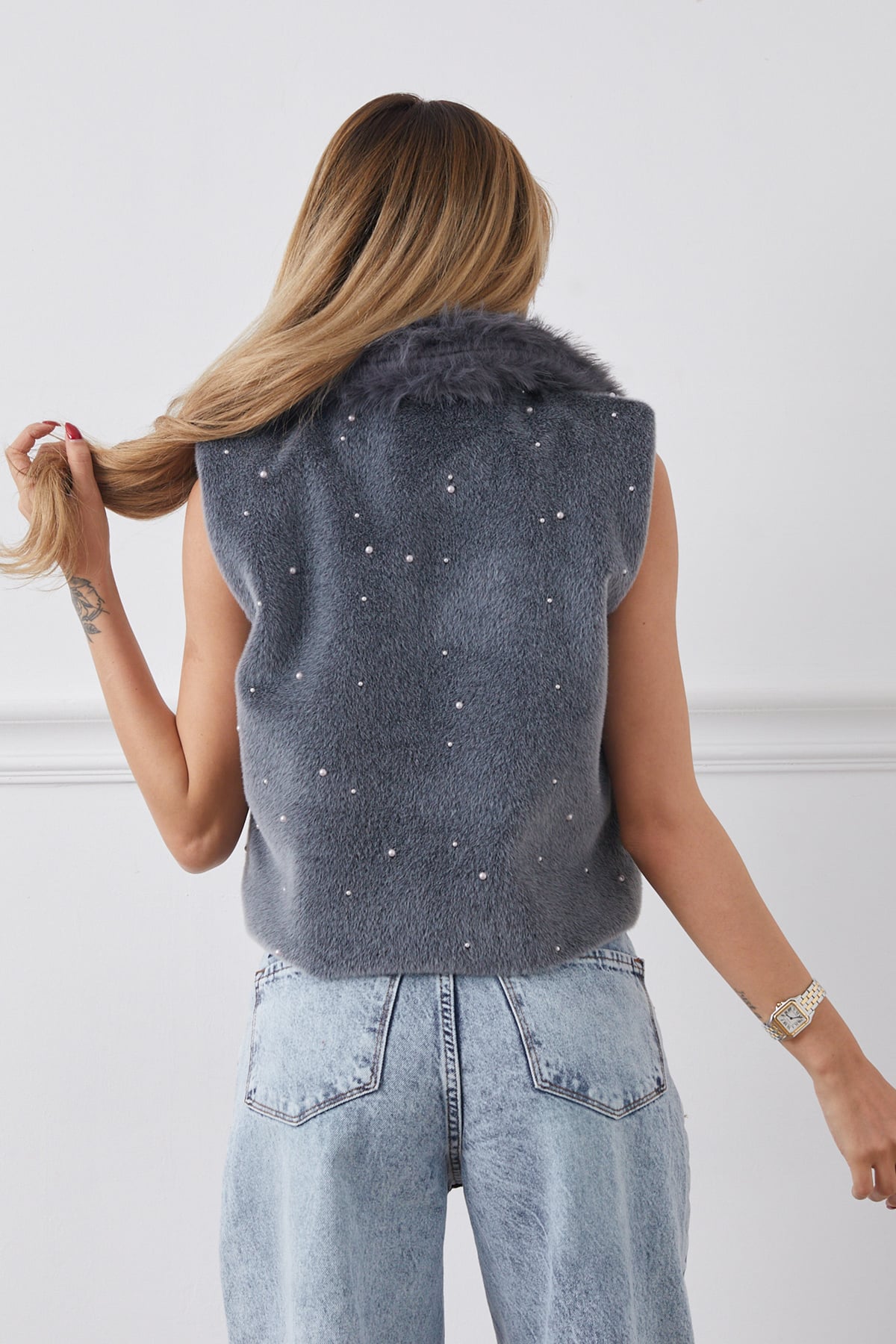 İnci Detaylı Fermuarlı Kürk Yelek Füme