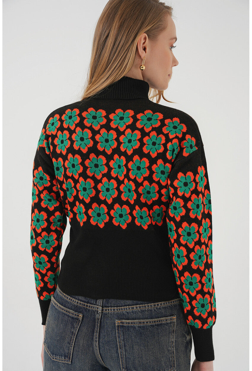 15801 Boğazlı Desenli Crop Kazak