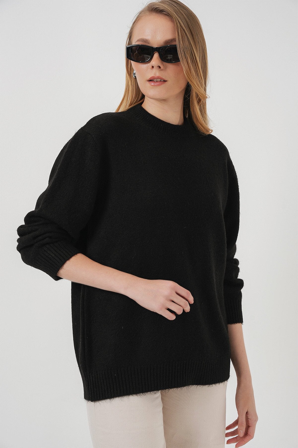 Merterium 15895 Oversize Düz Siyah Triko Kazak