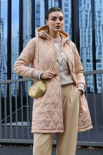 To'qilgan uzun puffer palto - bej 5138