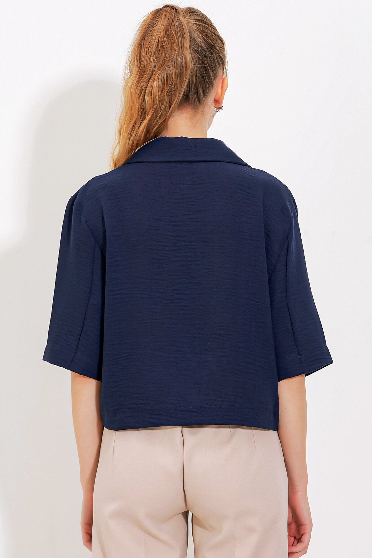 Merterium Kadın Lacivert Çift Düğmeli Oversize Crop Keten Ceket 0706
