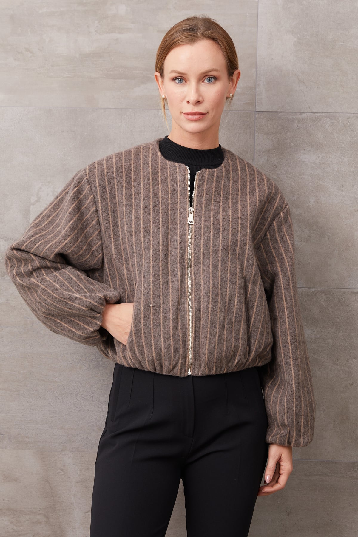 Çizgili Fermuarlı Kaşe Ceket Camel