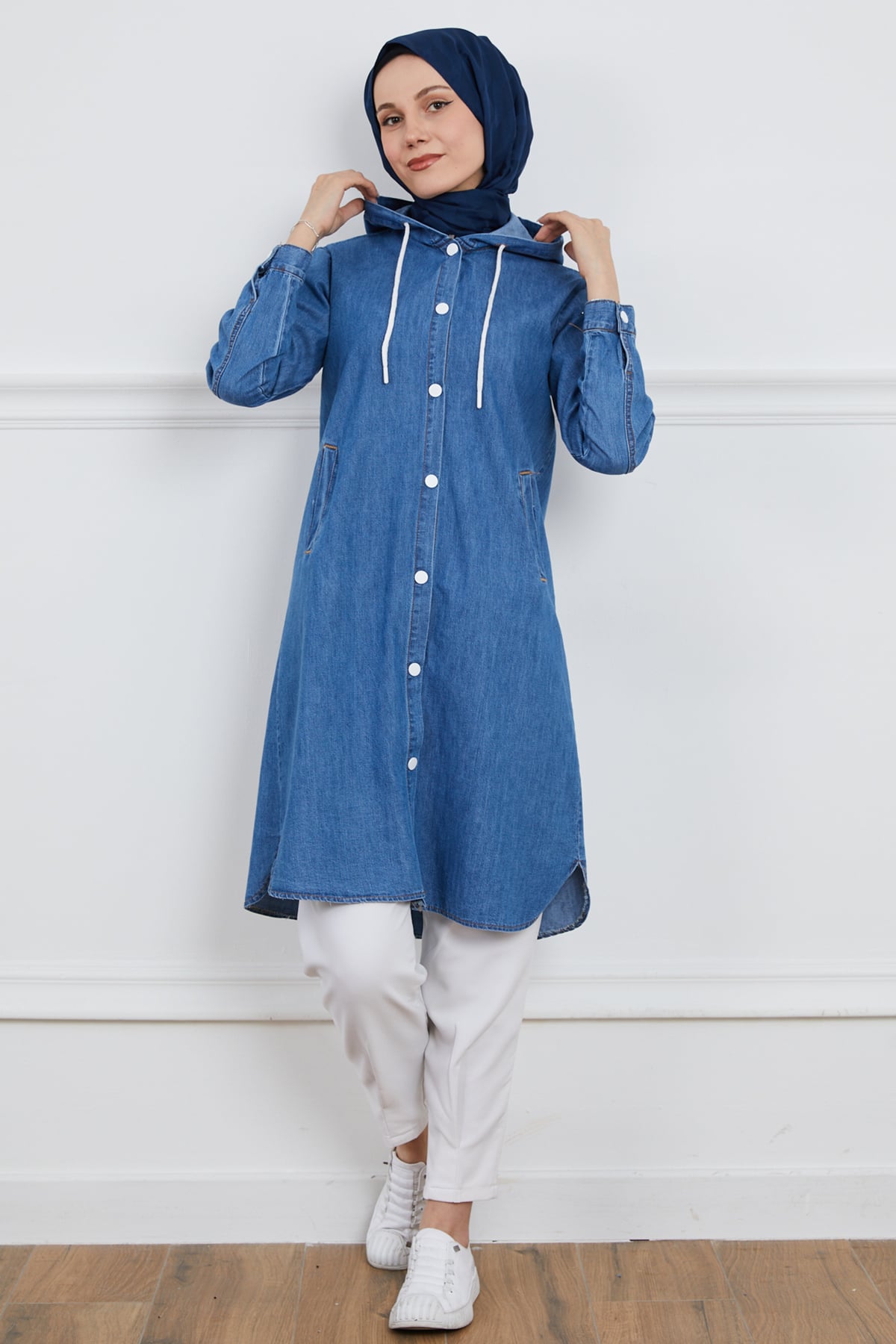 Kapüşonlu Çıtçıtlı Trençkot Mavi