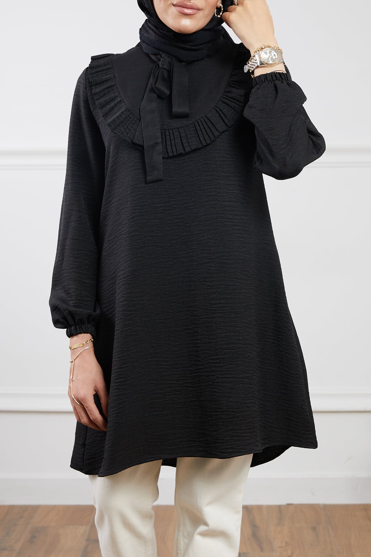 Fırfır Detaylı Tunik Siyah