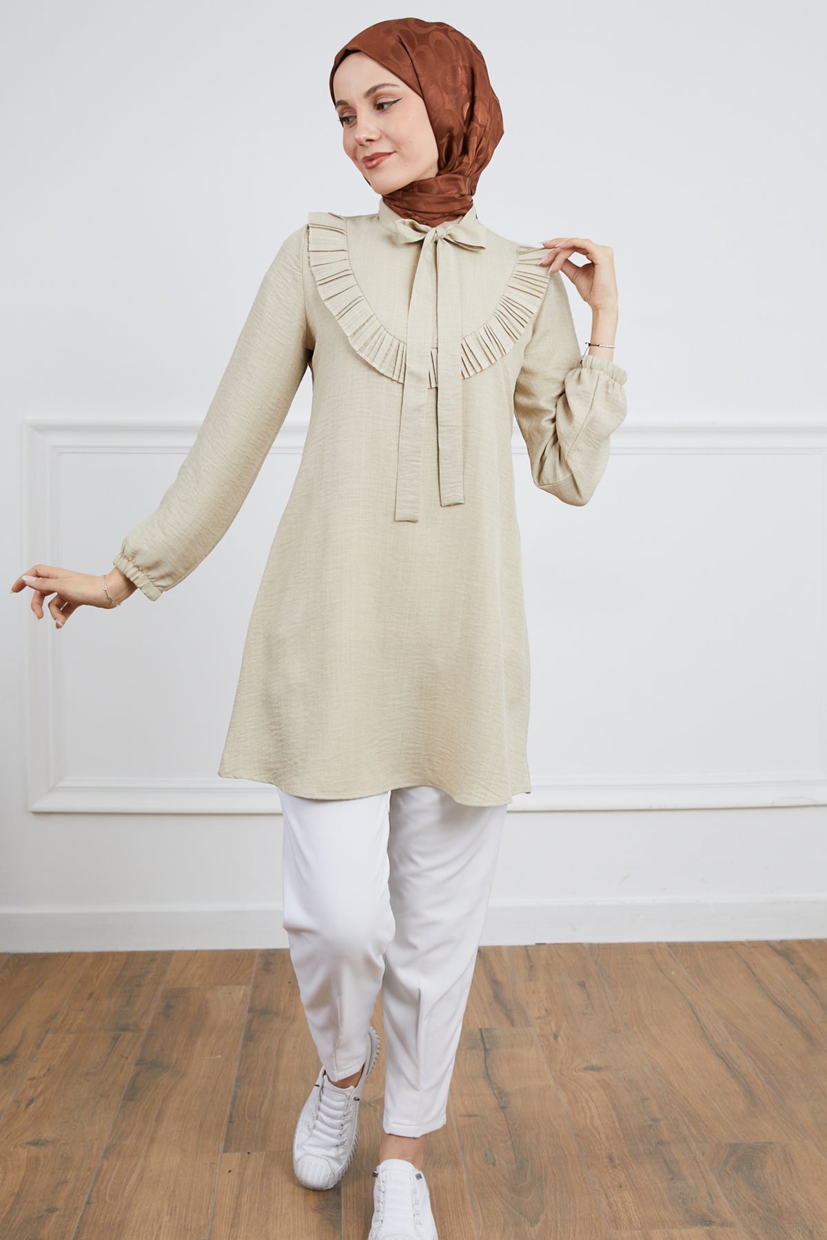 Fırfır Detaylı Tunik Bej