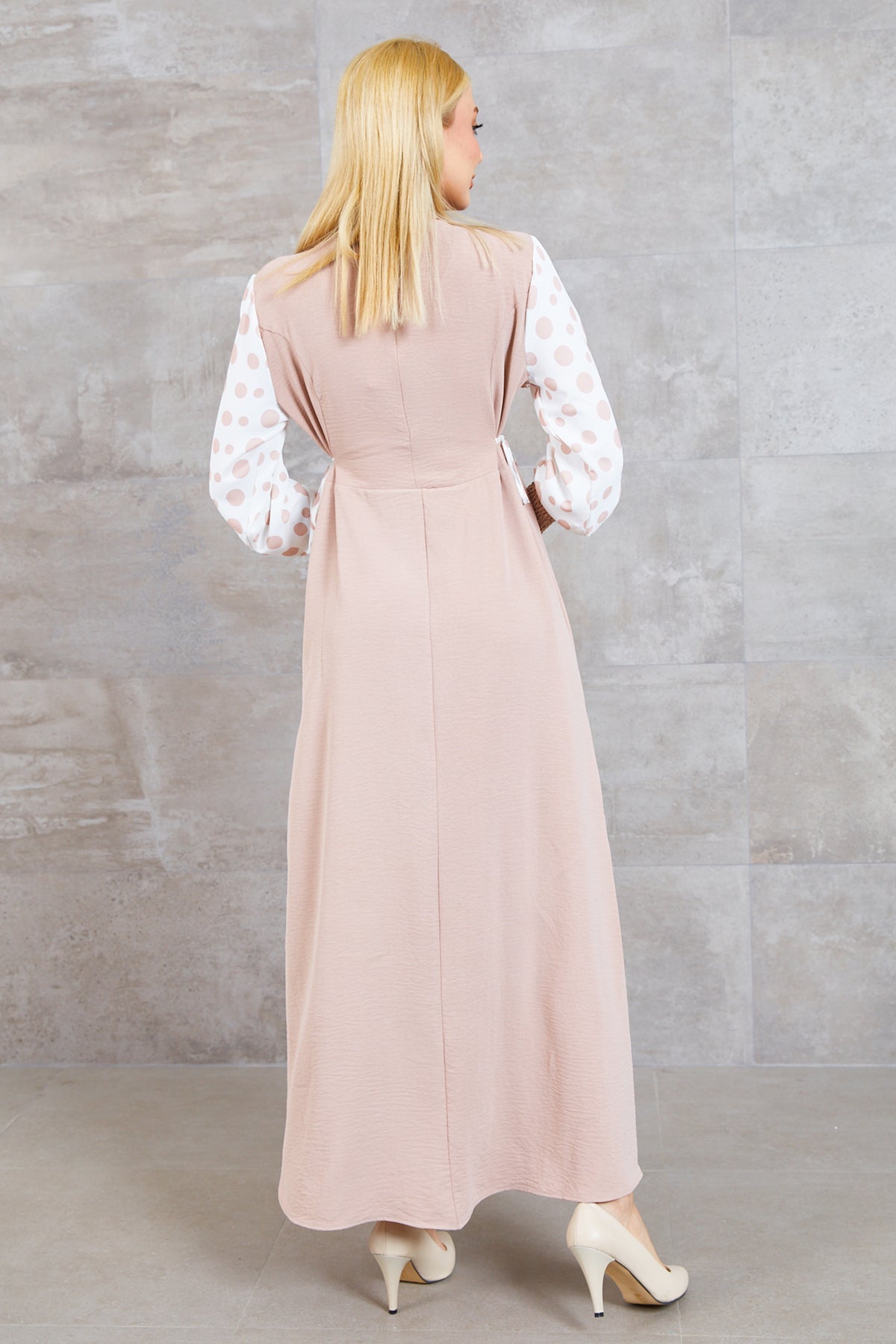 Büyük Beden Puantiyeli Kolu Lastikli Uzun Elbise Vizon
