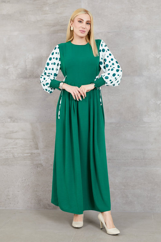 Büyük Beden Puantiyeli Kolu Lastikli Uzun Elbise Koyu Yeşil