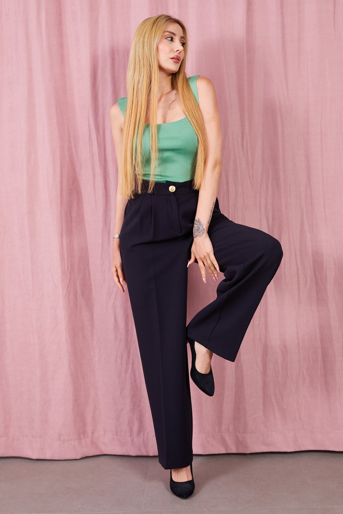 Kare Yaka Kalın Askılı Triko Atlet Açık Yeşil