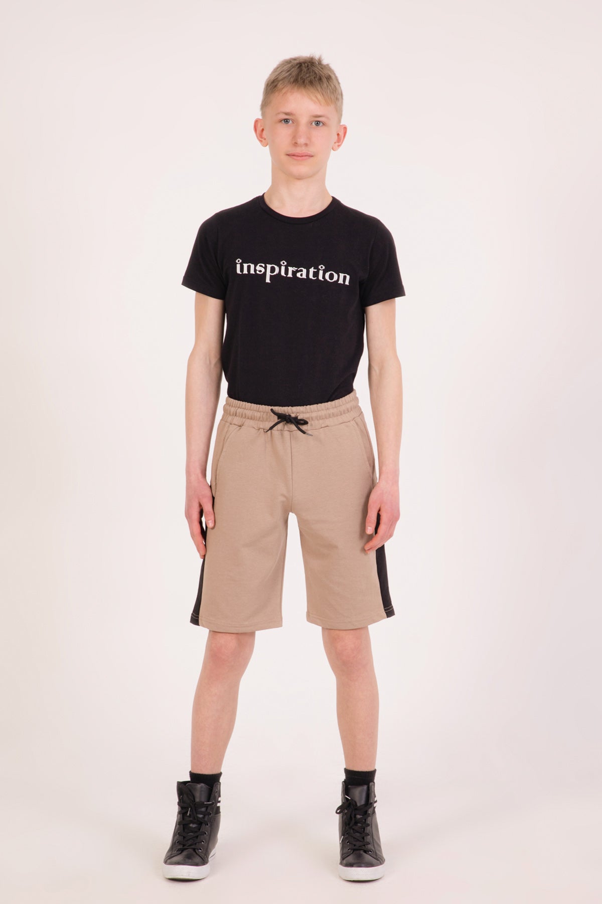 Erkek Çocuk Garnili Şort Açık Kahve