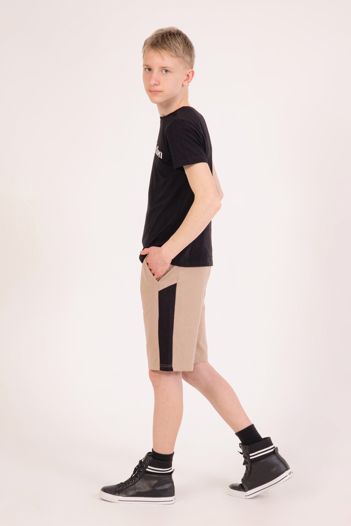 Erkek Çocuk Garnili Şort Açık Kahve