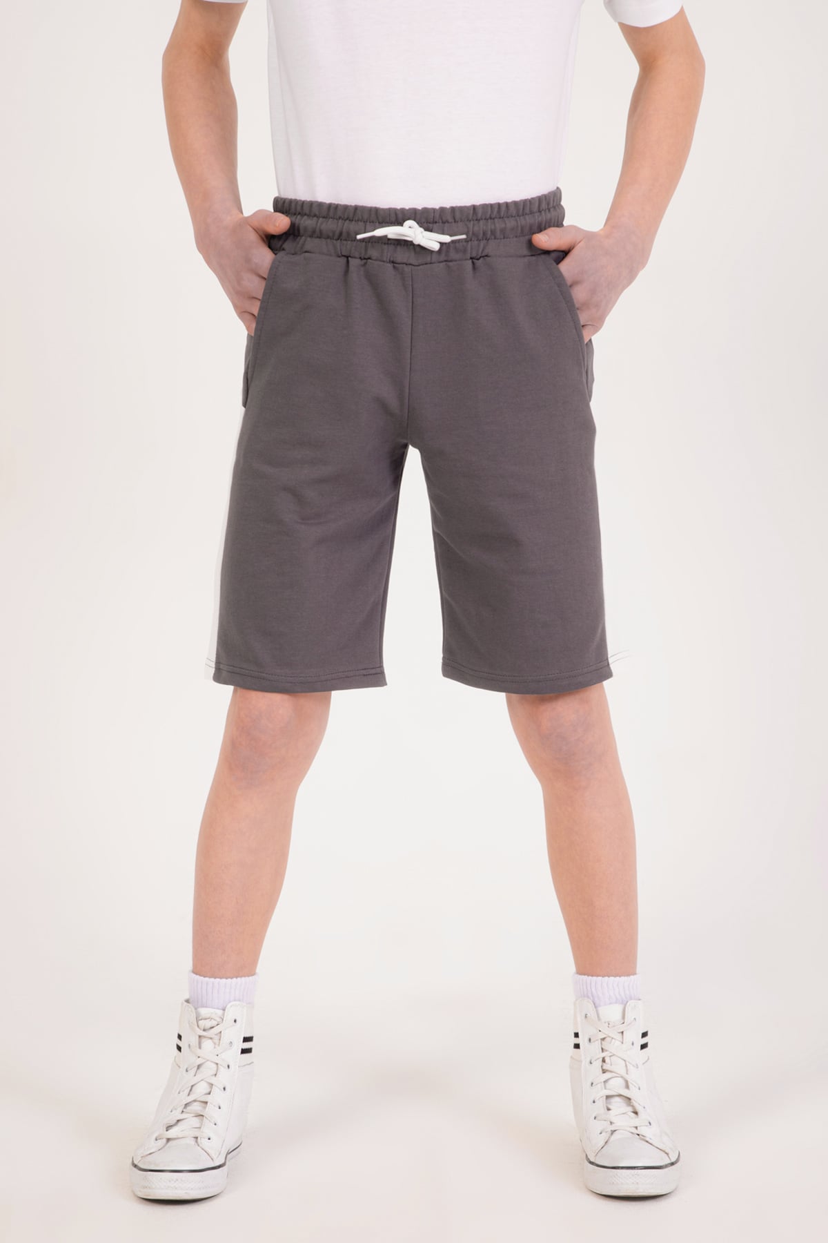 Erkek Çocuk Garnili Şort Füme