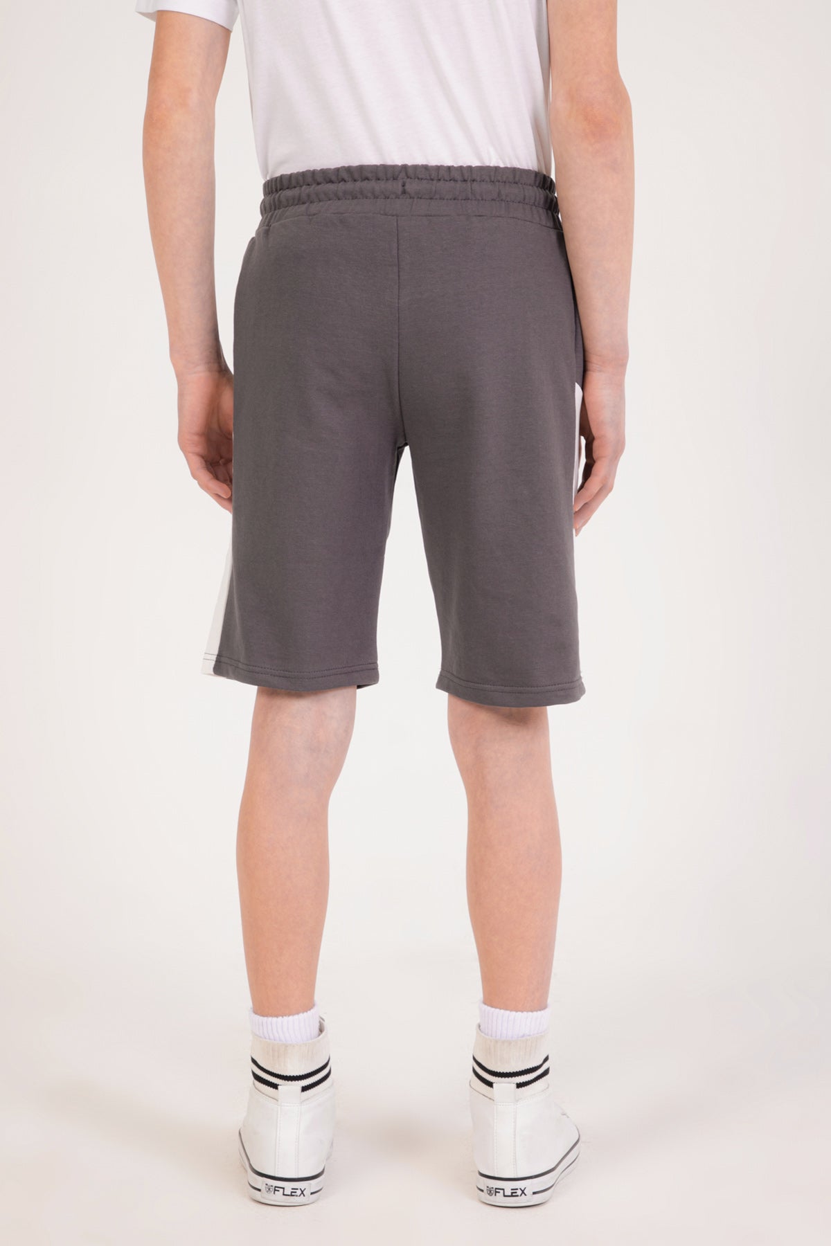 Erkek Çocuk Garnili Şort Füme