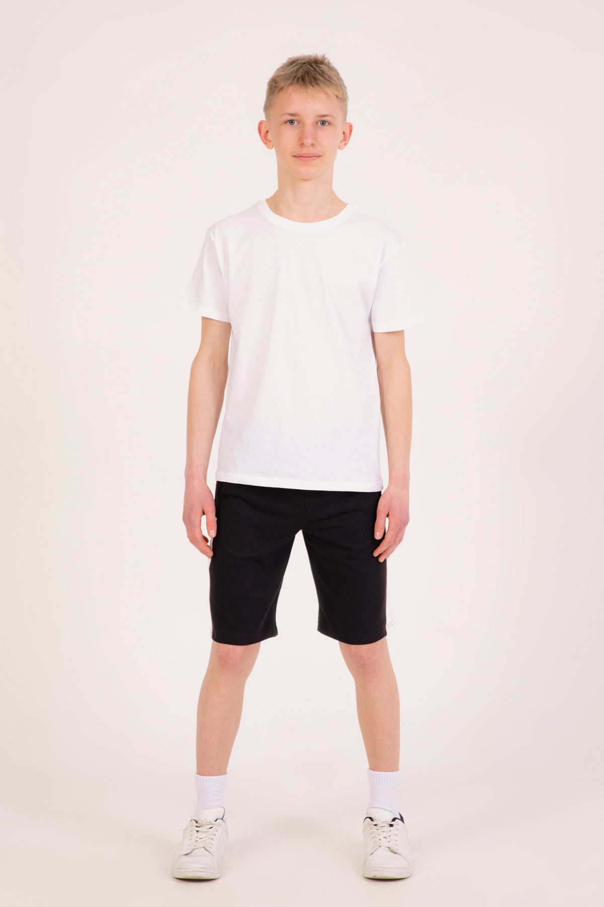 Erkek Çocuk Garnili Şort Siyah