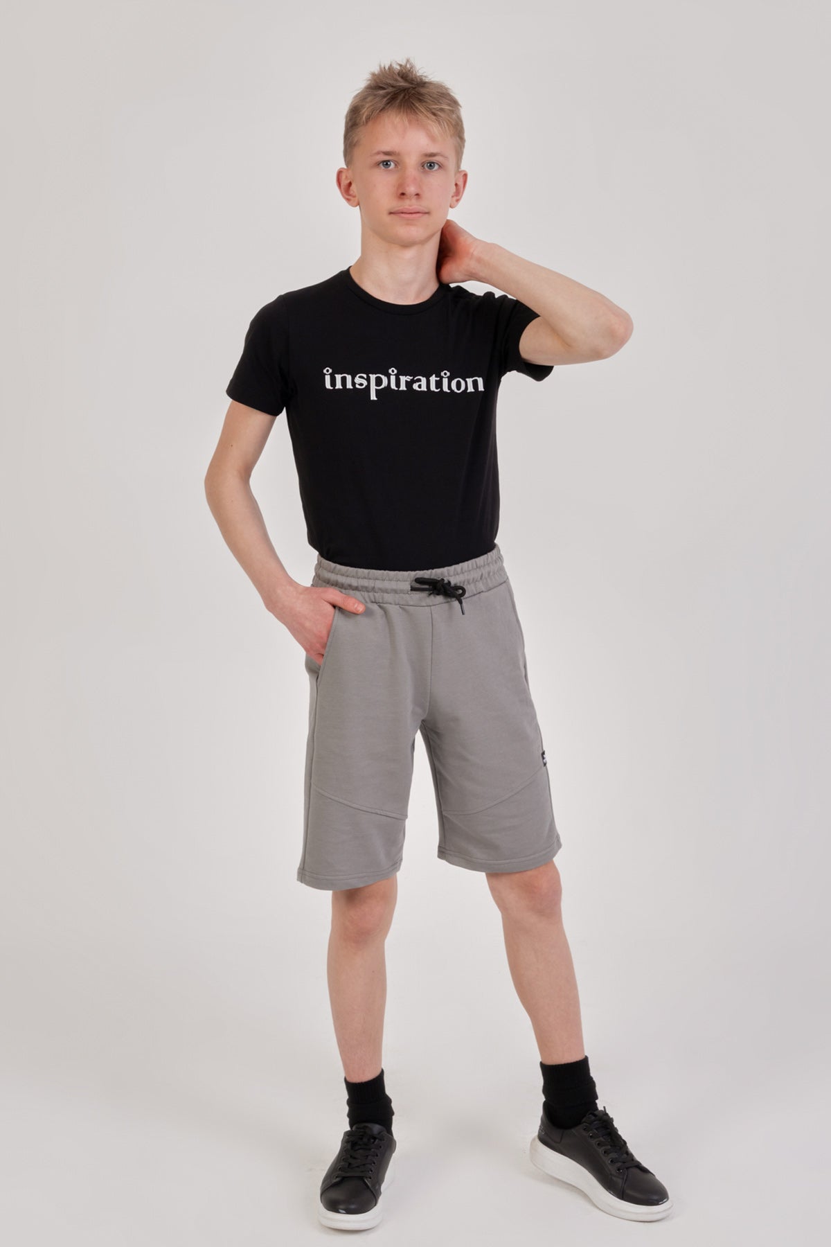 Erkek Çocuk Armalı Şort Gri