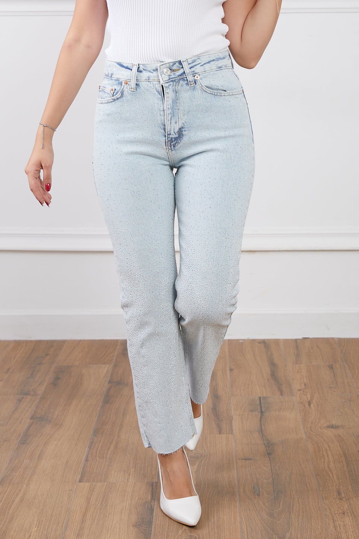 Yüksek Bel Taşlı Kesik Paça Kot Pantolon Açık Mavi