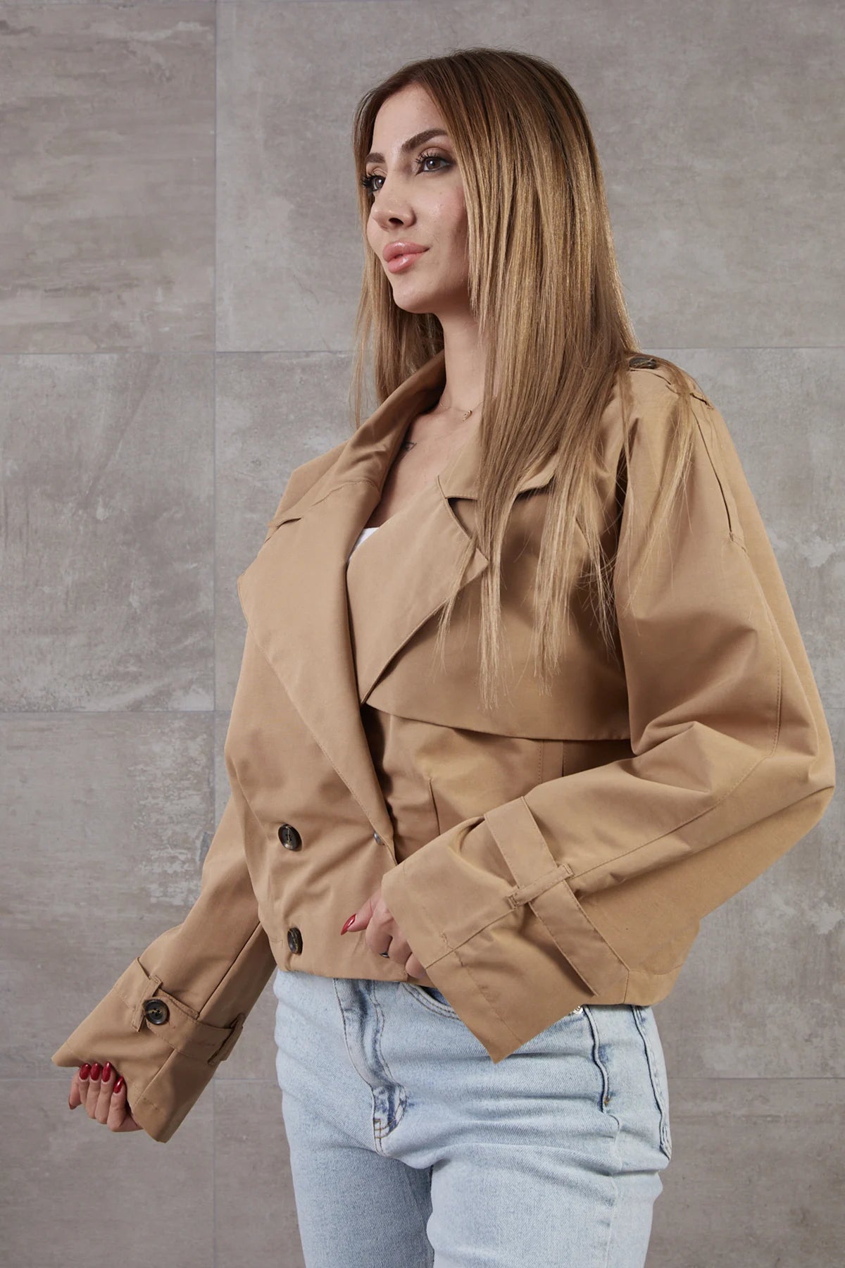 Kruvaze Yaka Düğmeli Kısa Ceket Sütlü Kahve