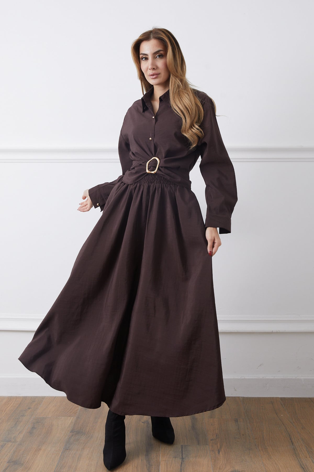 Kemer Detaylı Gömlek Etek İkili Takım Kahve