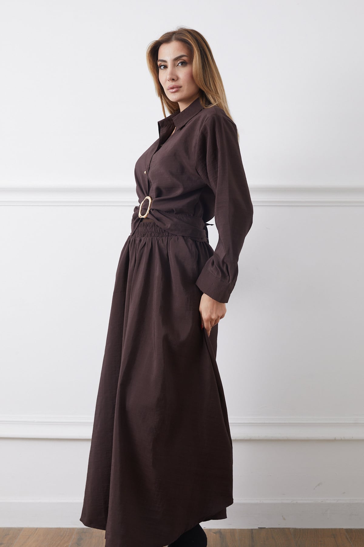 Kemer Detaylı Gömlek Etek İkili Takım Kahve