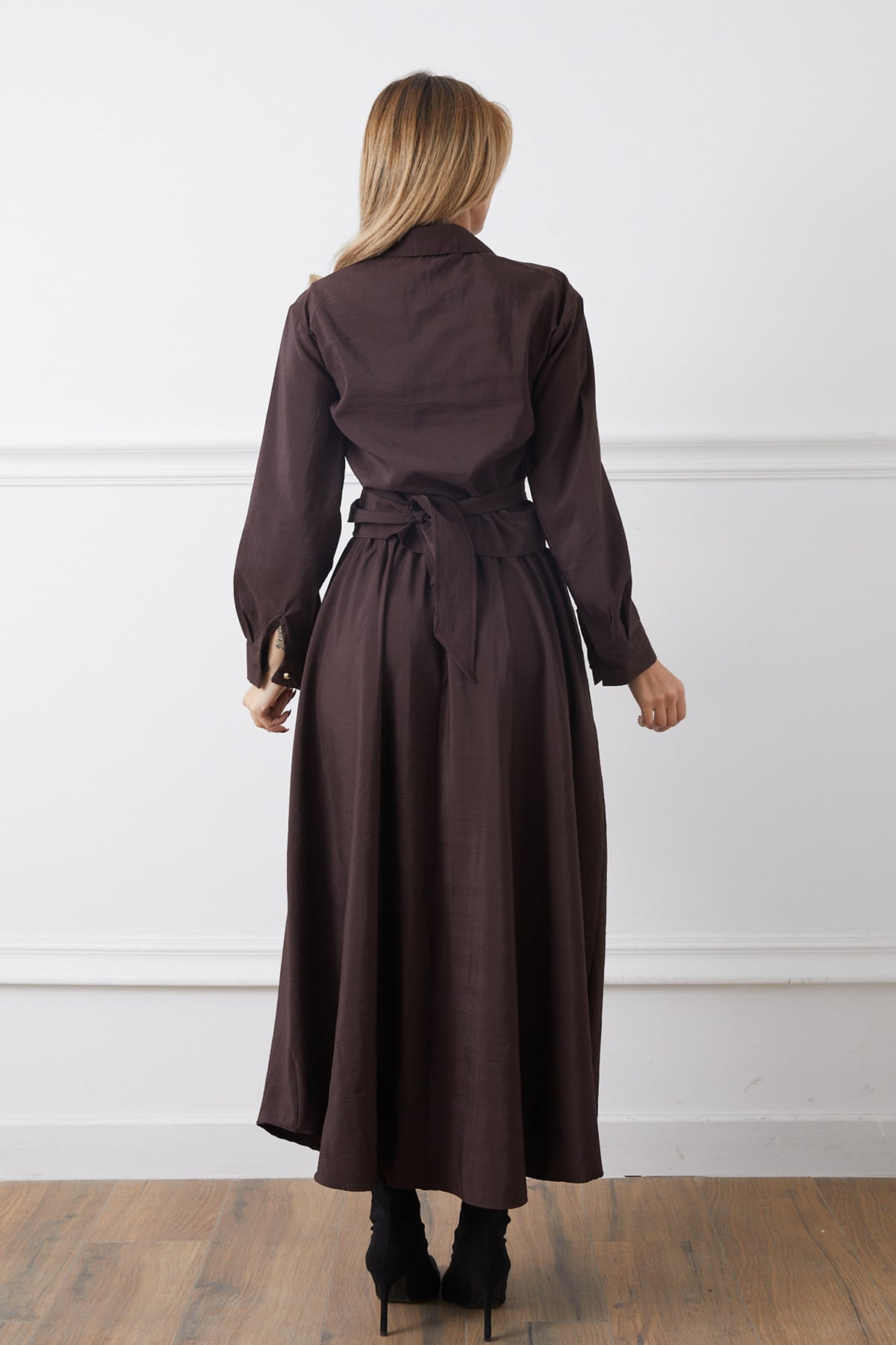 Kemer Detaylı Gömlek Etek İkili Takım Kahve