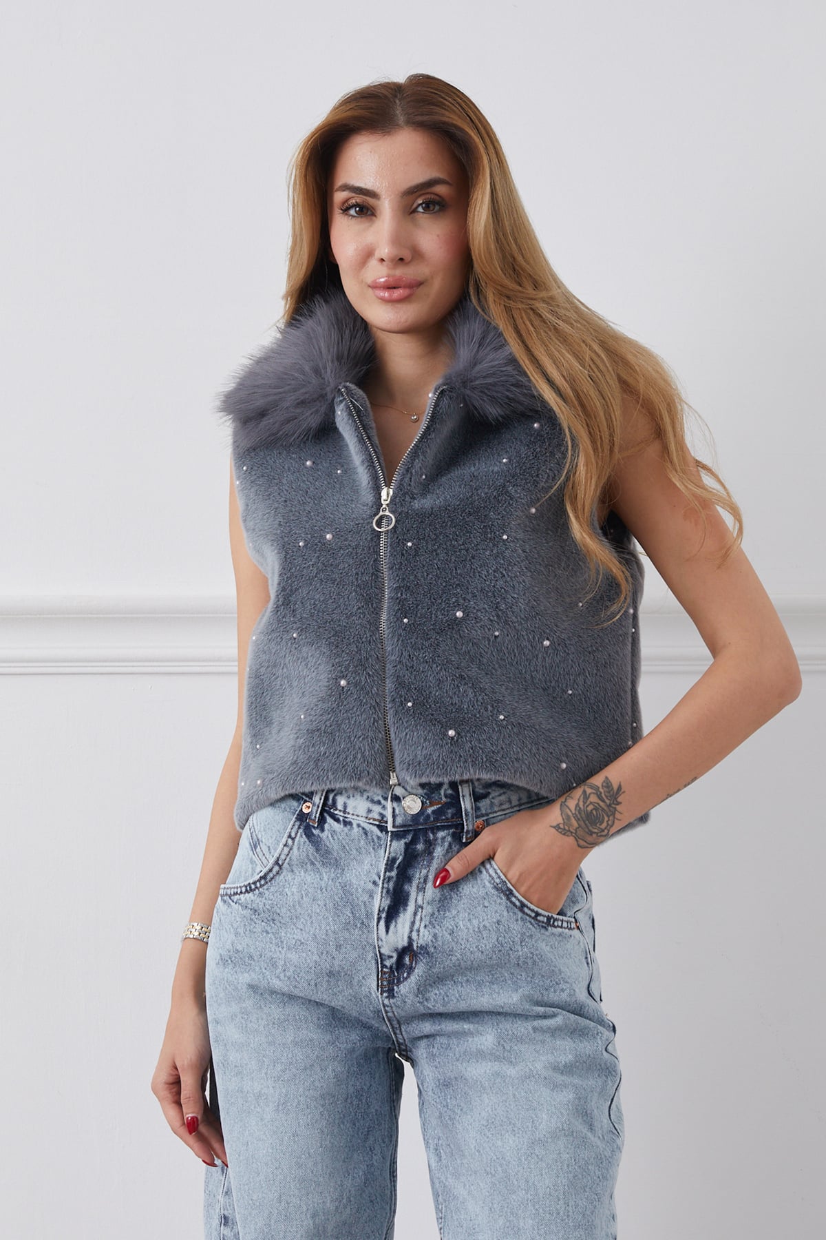 İnci Detaylı Fermuarlı Kürk Yelek Füme