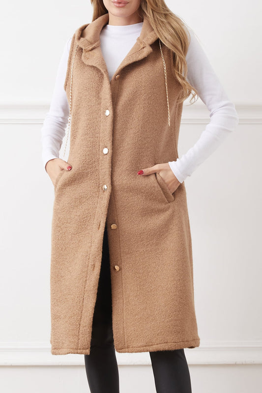 Zincir Detaylı Kapüşonlu Uzun Buklet Yelek Camel