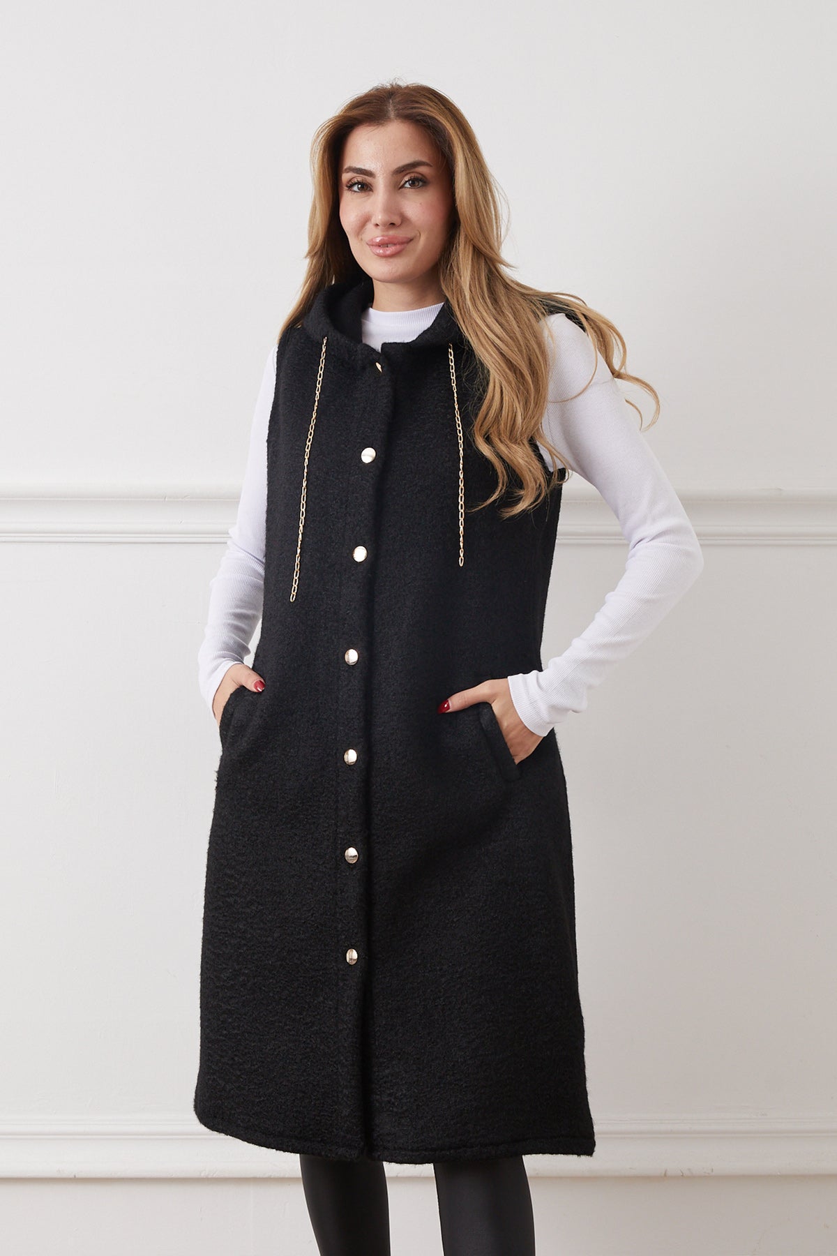Zincir Detaylı Kapüşonlu Uzun Buklet Yelek Siyah