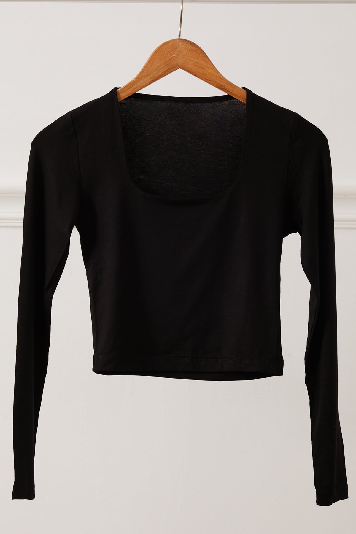 Kare Yaka Uzun Kol Basic Body Siyah