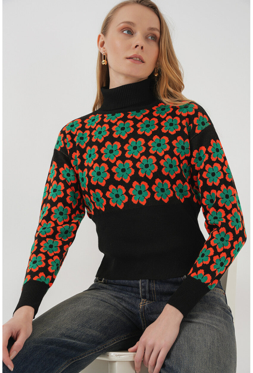 15801 Boğazlı Desenli Crop Kazak