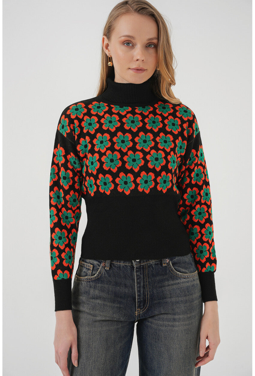 15801 Boğazlı Desenli Crop Kazak