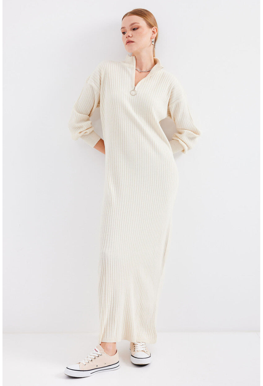 15839 Boydan Triko Elbise