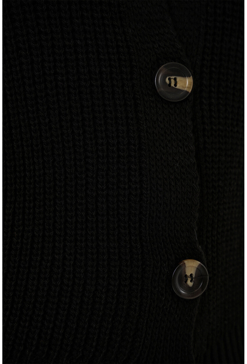 15881 Düğmeli Kısa Triko Yelek