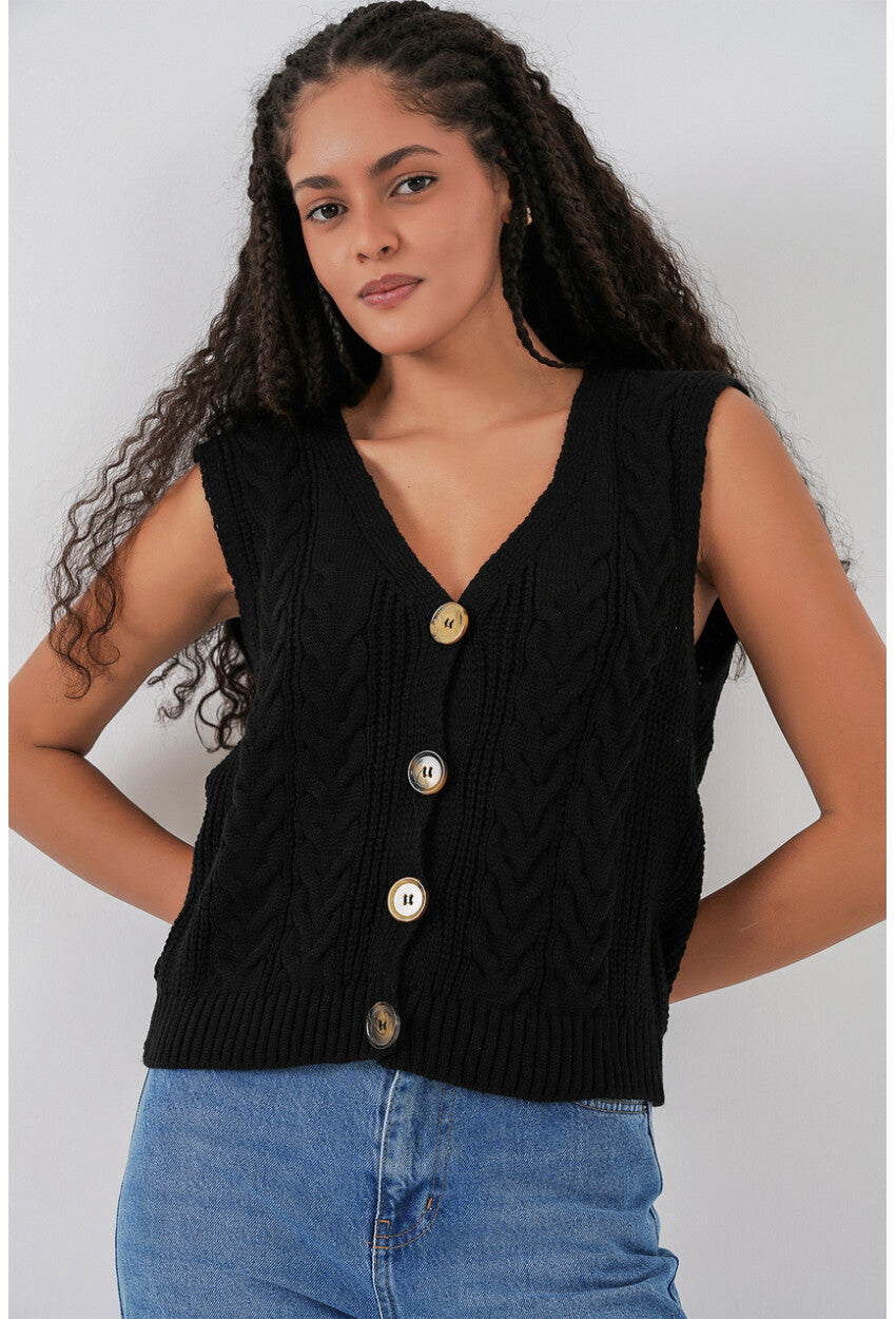15882 Düğmeli Kısa Triko Yelek