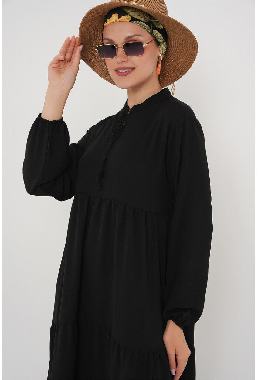 1627 Yaka Bağcıklı Tesettür Elbise