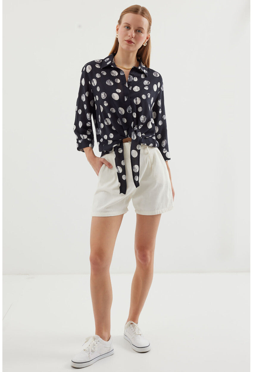 20243 Önü Bağlamalı Desenli Gömlek