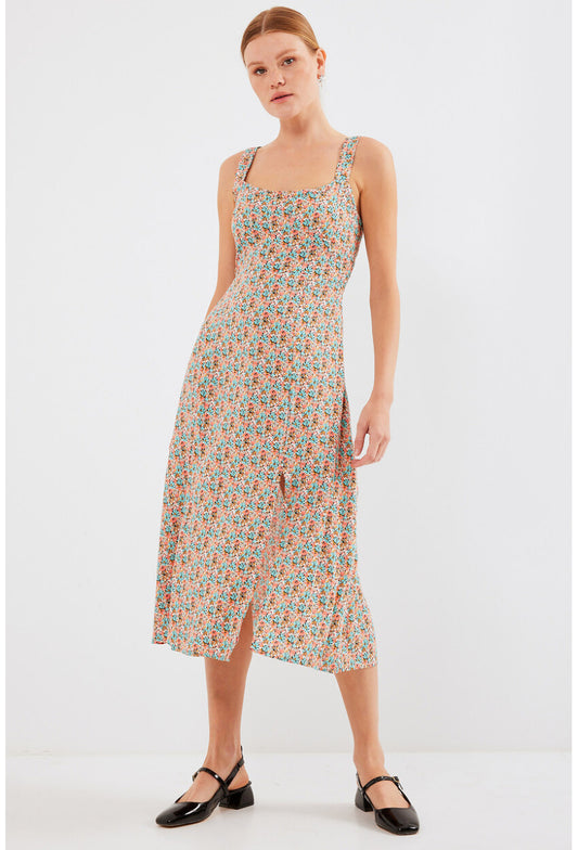 2282 Yırtmaçlı Askılı Viskon Elbise