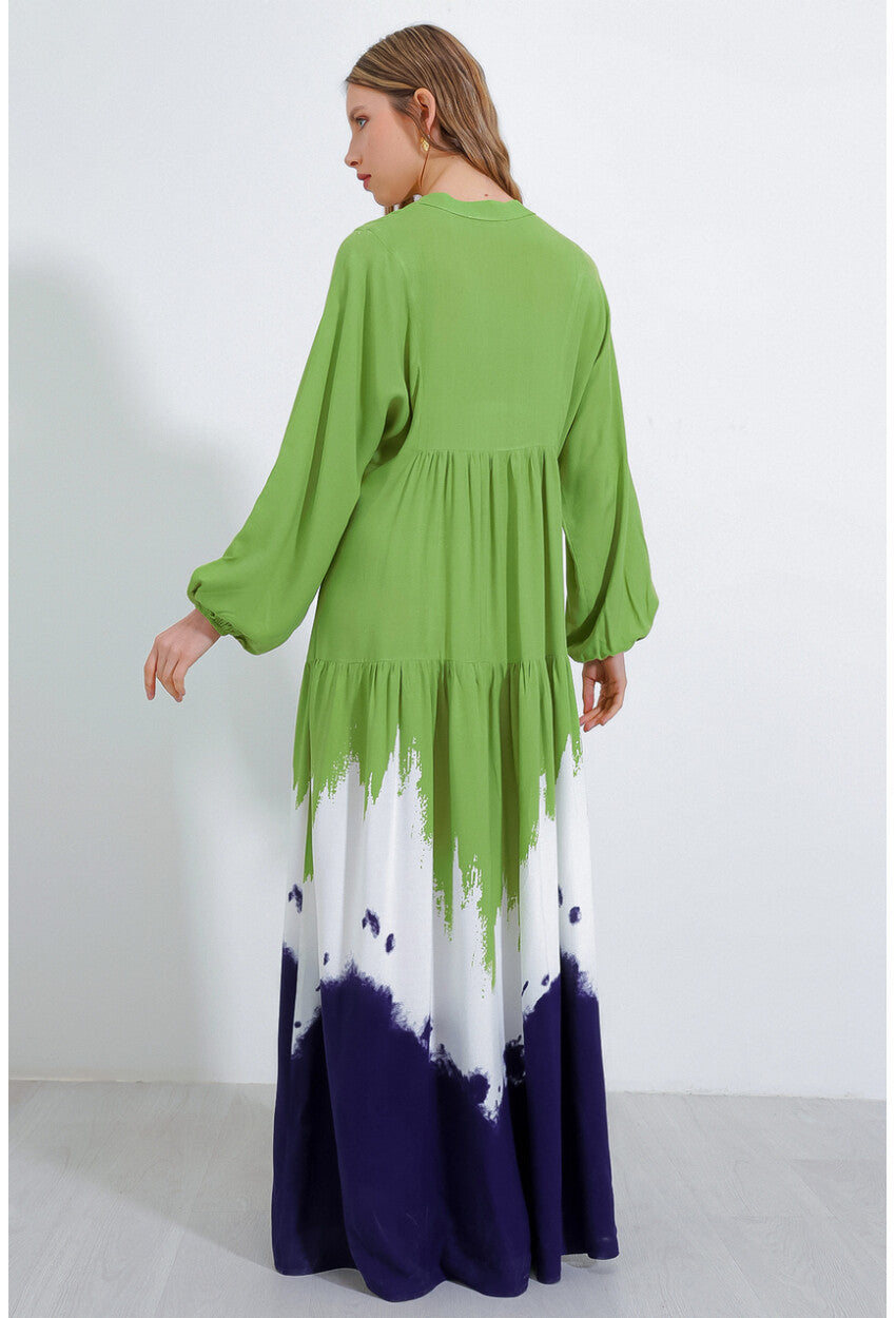 2423 Otantik Desenli Elbise