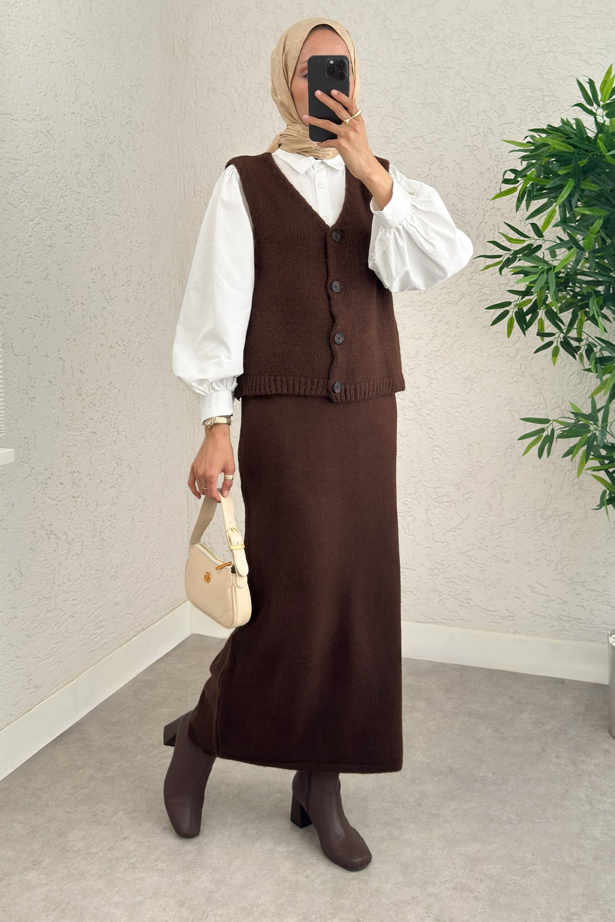 Triko Yelekli Takım Kahve