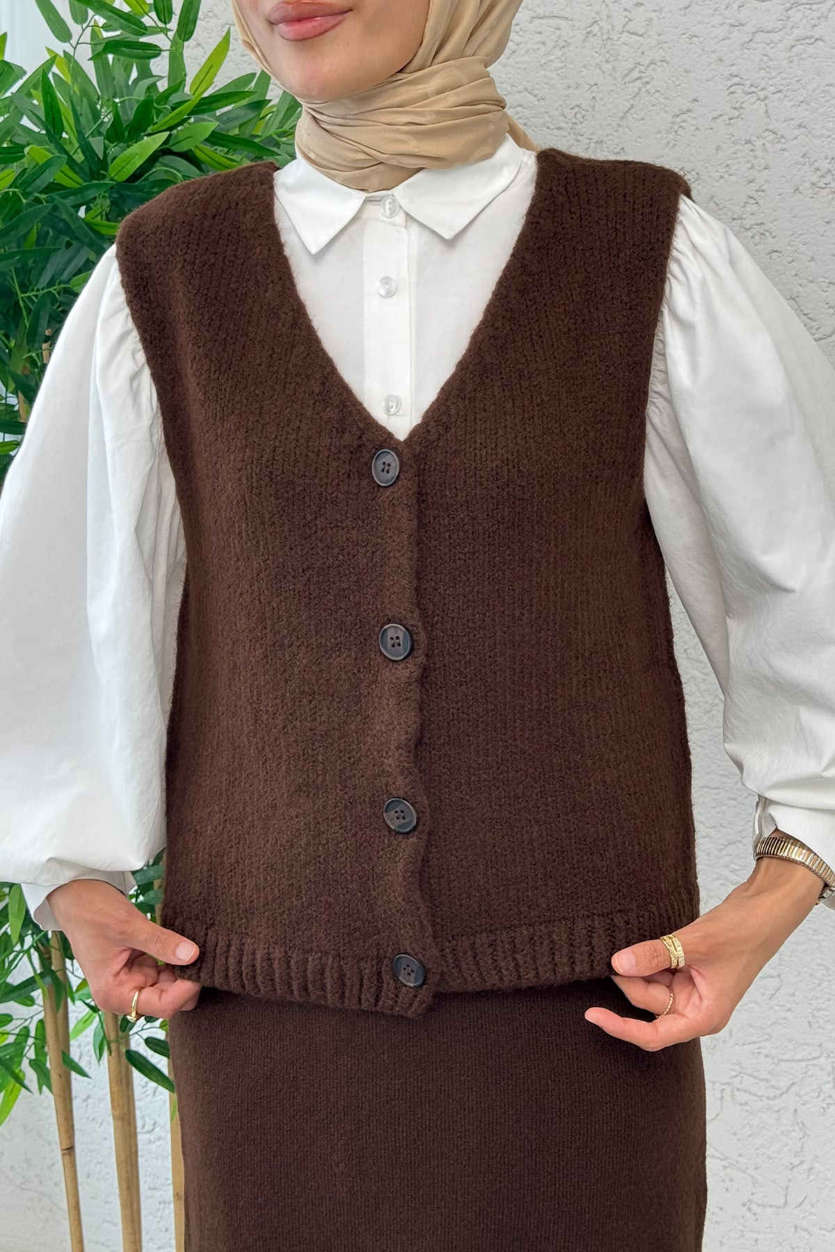 Triko Yelekli Takım Kahve