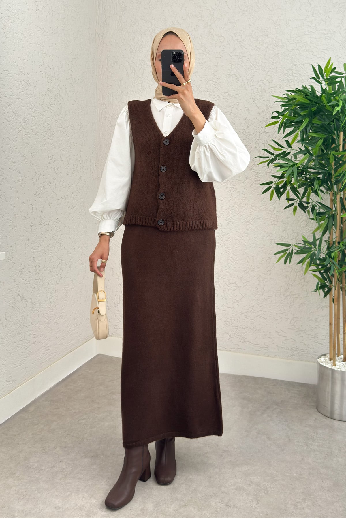 Triko Yelekli Takım Kahve