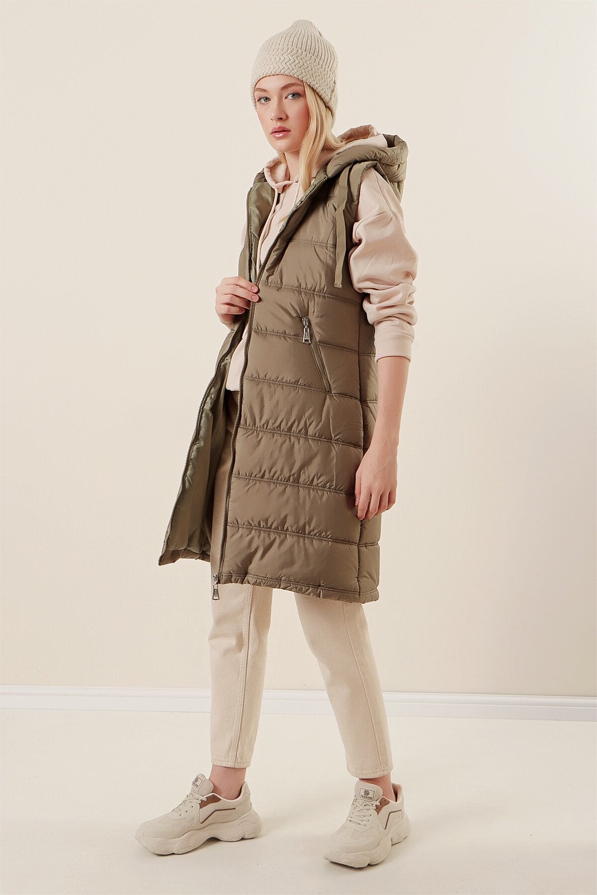 Qopqoqli uzun puffer yelek - Çağla 5140