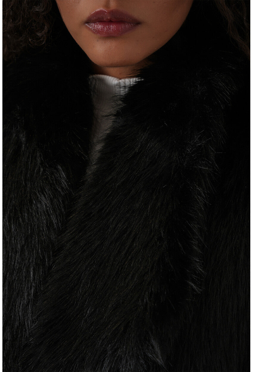 6804 Kadın Kürklü Yelek