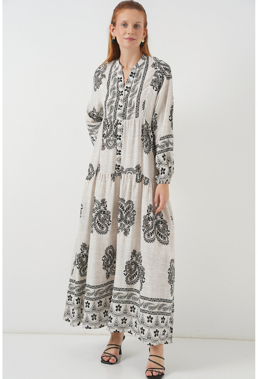 Kadın Desenli Uzun Tesettür Elbise 2585