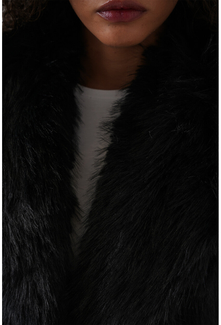 Kadın Kemerli Oversize Kürklü Kaban