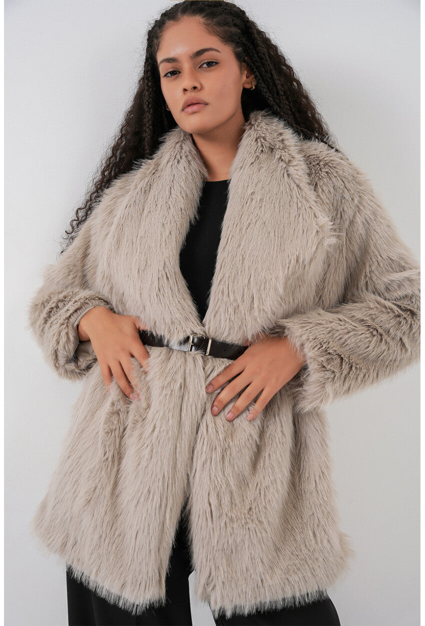 Kadın Kemerli Oversize Kürklü Kaban