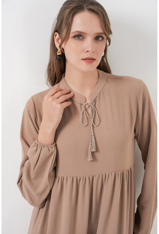 T1627 Yaka Bağcıklı Elbise