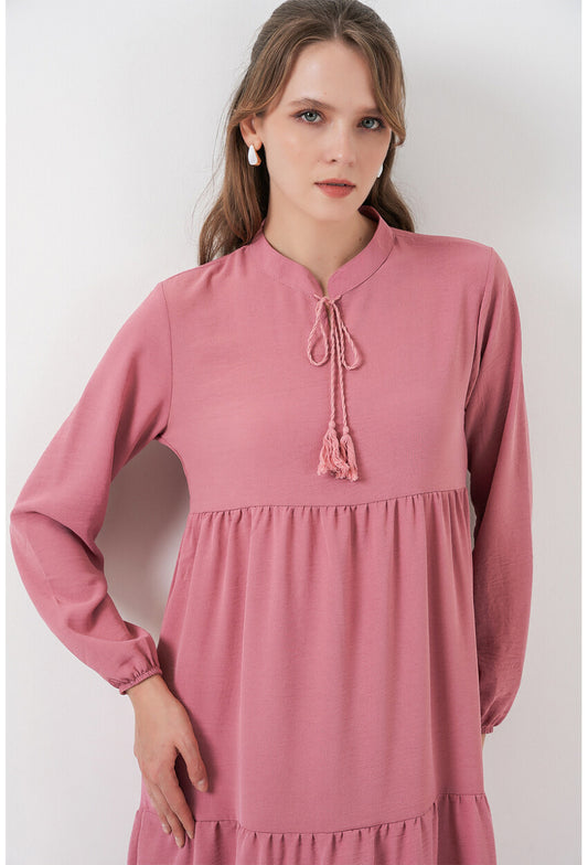 T1627 Yaka Bağcıklı Elbise